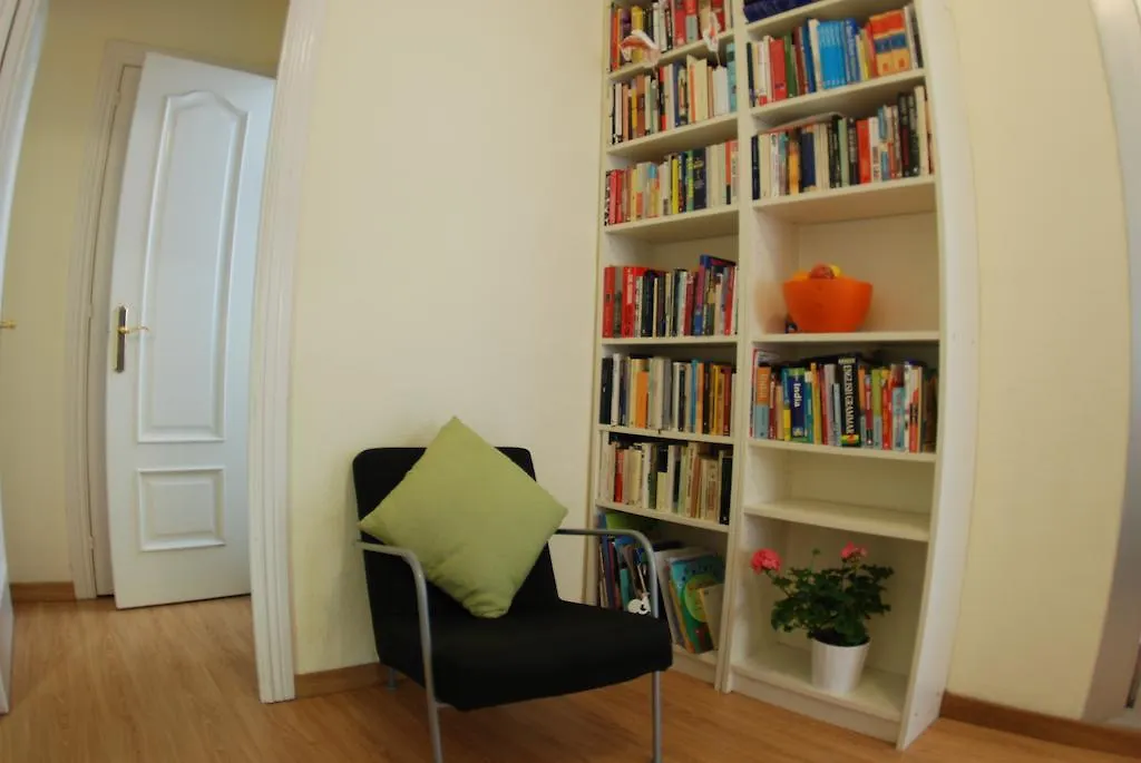 Poble Sec Apartment Barcelona 0*,